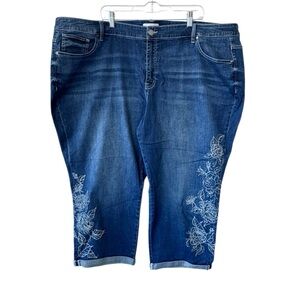 Lane Bryant Mid-Rise Denim Jeans Girlfriend Crop Floral Embroidery SZ 28